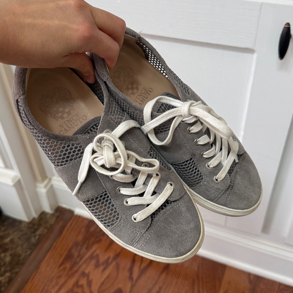 Vince Camuto Gray Sneakers with White Laces